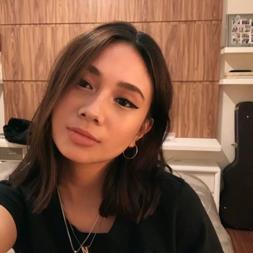 Niki Zefanya Wiki, Bio, Age, Height, Coachella, Family, Boyfriend, Net(06)