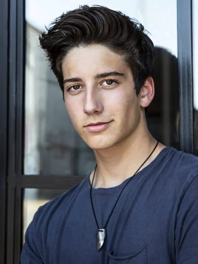 Milo Manheim Wiki, Bio, Age, Height, Parents, Girlfriend, Family, Net(023)