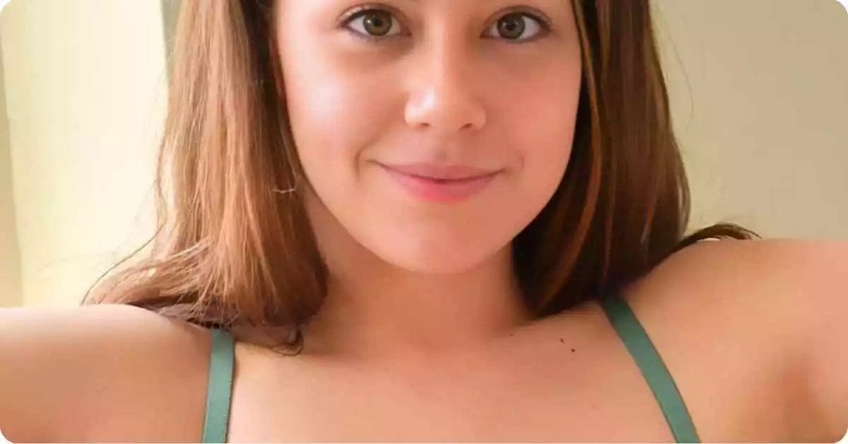 Selena Love Bio, Age, Boyfriend, Height, Career, Photos