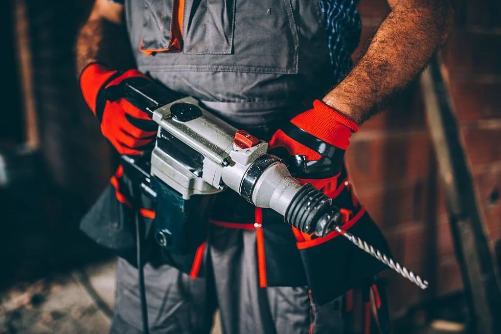 How To Drill Into Brick Without Cracking It? 9 Easy Steps