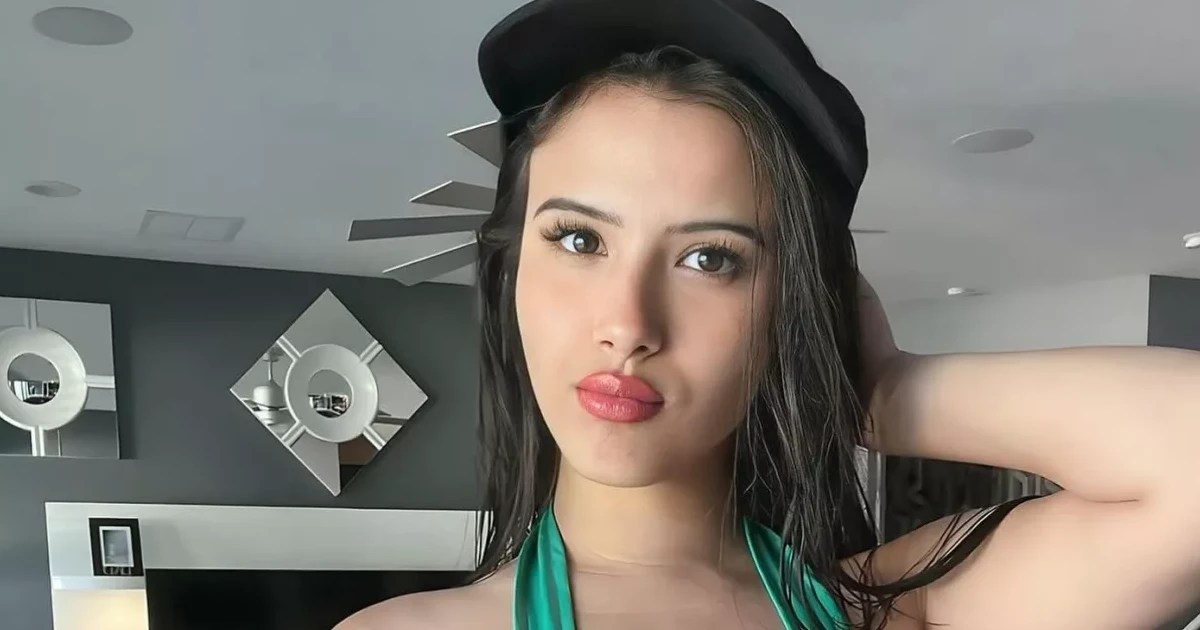 Who is StrawberryTabby? IShowSpeed video with her viral on Internet