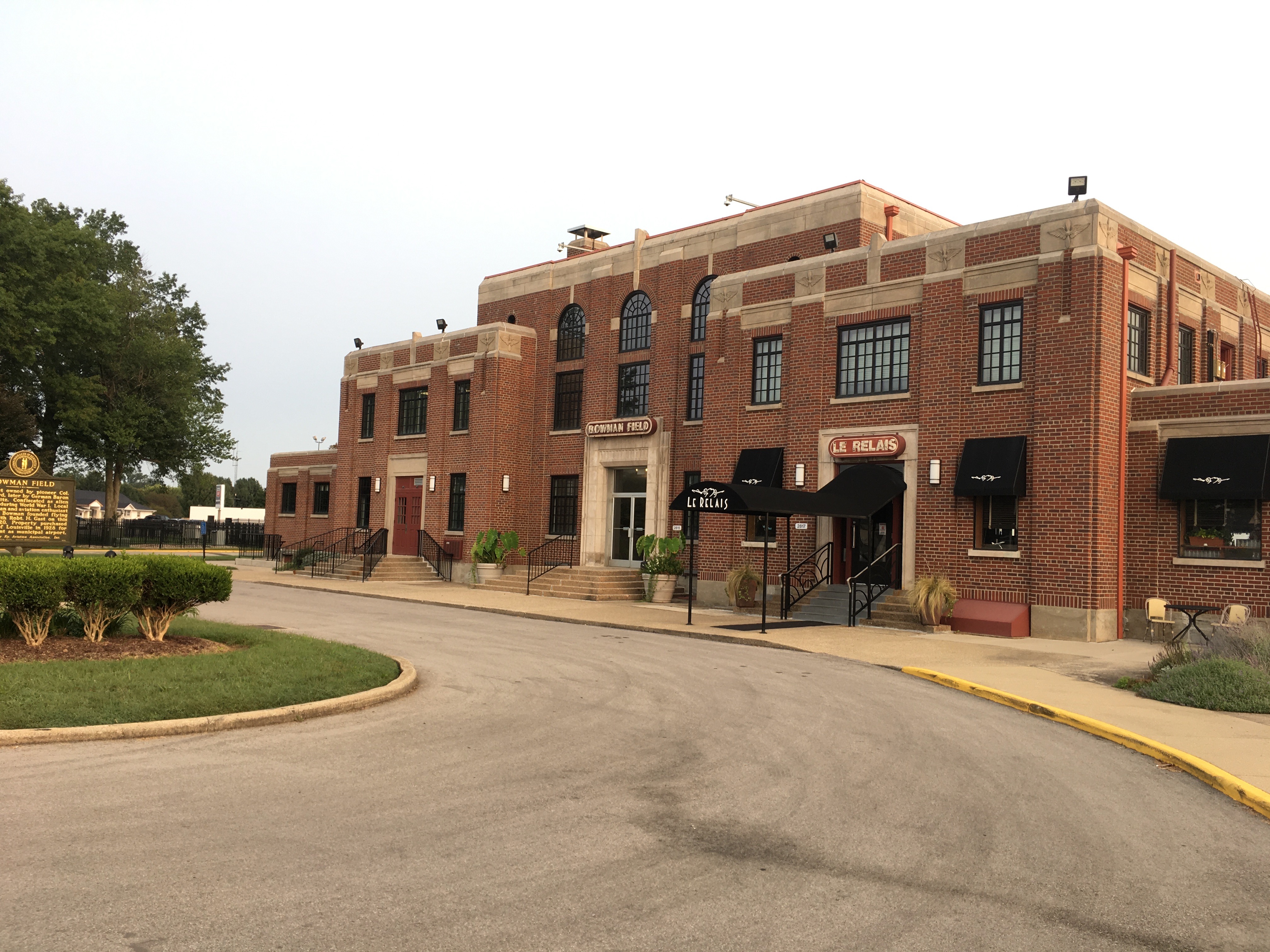 Louisville Bowman Field Terminal Building