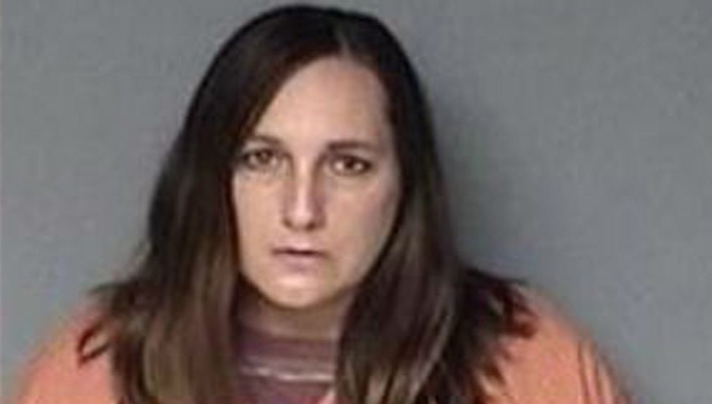 ExIowa school official who took nearly 217K gets probation