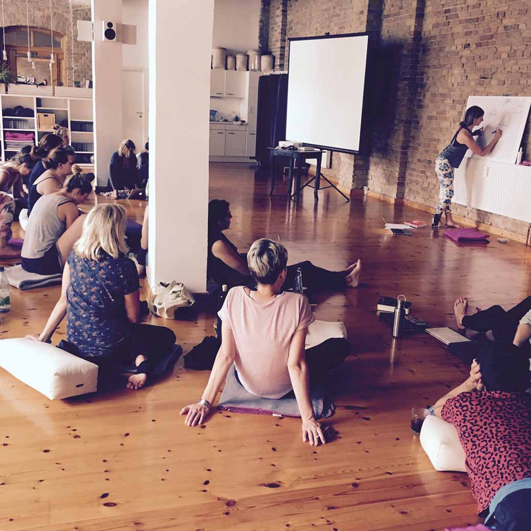 200h Vinyasa Yoga Teacher Berlin Yoga in it's fullest spectrum