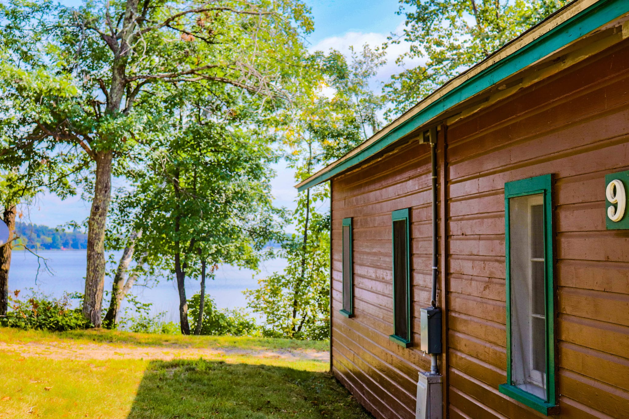 Rustic Lakeside Cabin 9 Wilderness Point Resort