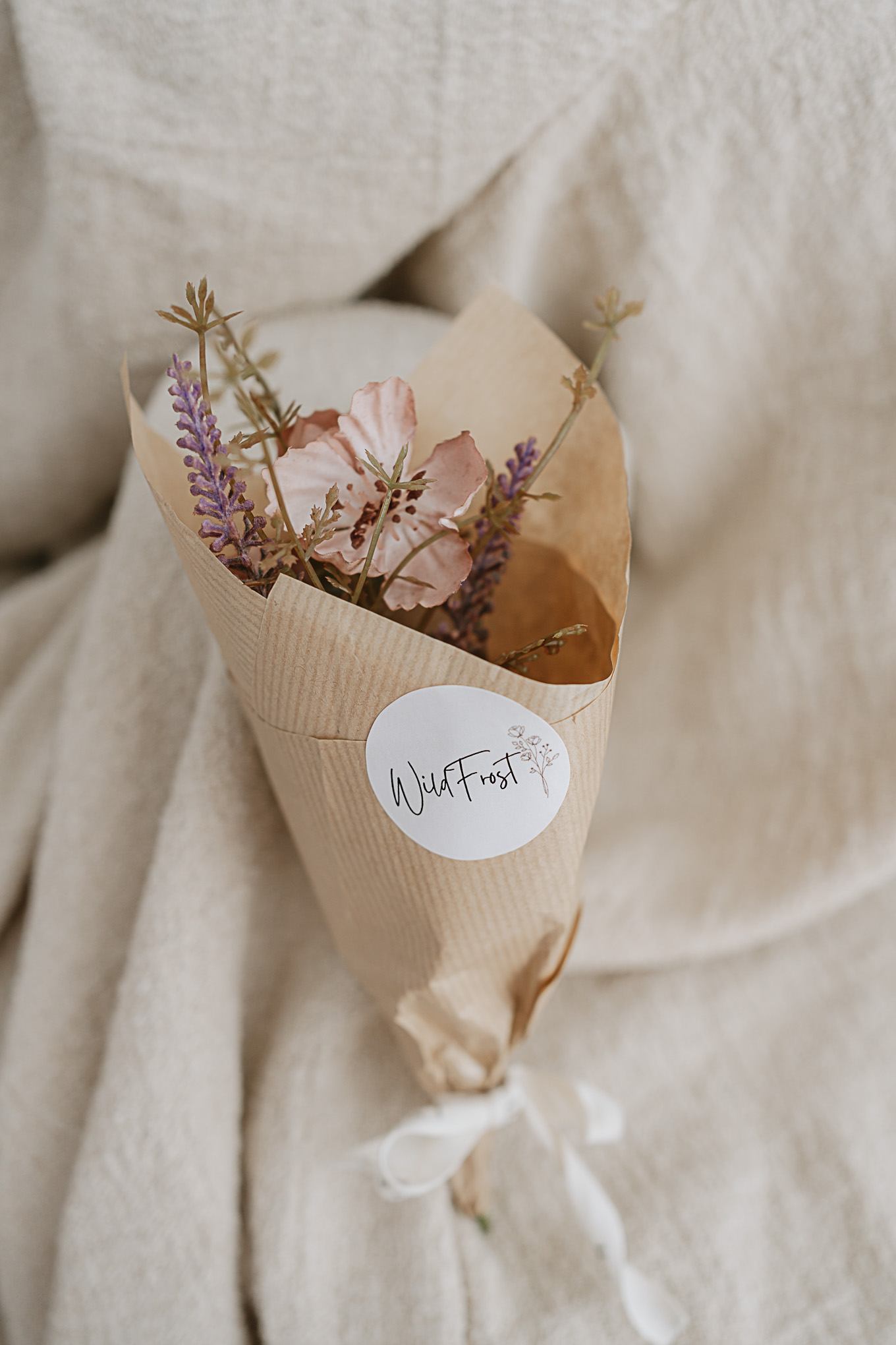 Silk flower posy small