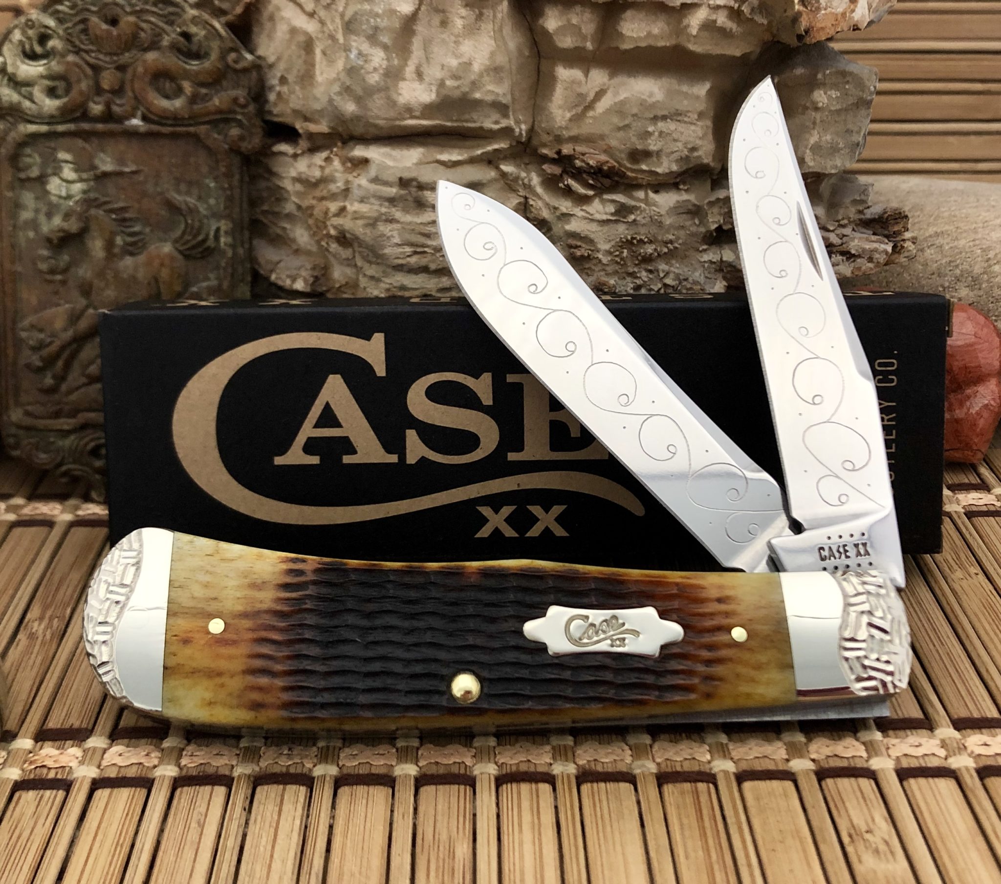 Case XX Rogers Corncob Jig Antique Bone Panama Knife 01 Wild Horse