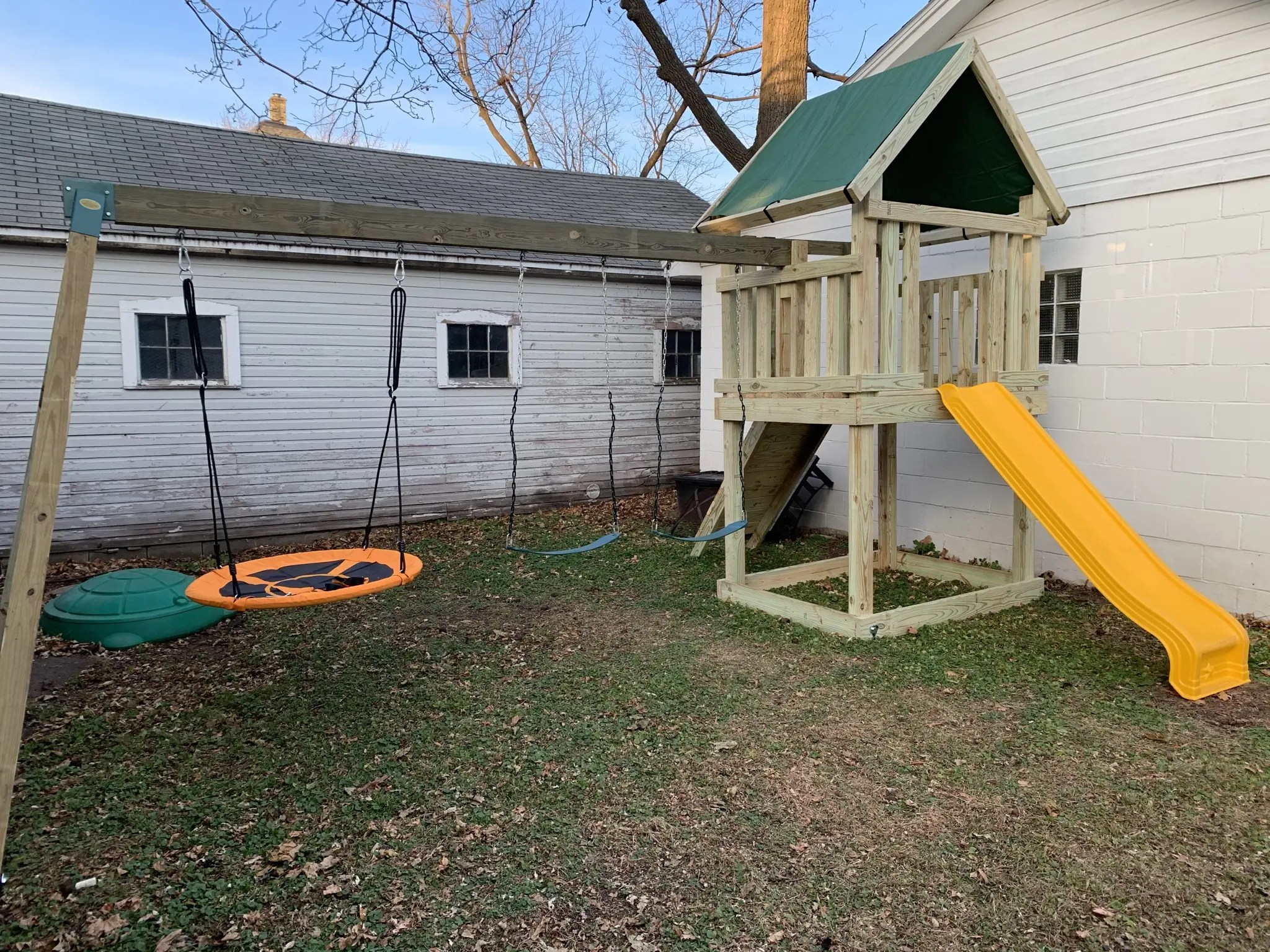 Super Swinger Playset+Saucer Swing Built In Middleton, WI Wild