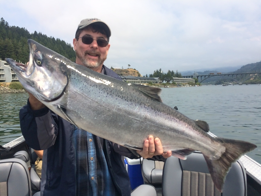 Rogue River fishing guides, Gold Beach Oregon fishing guides Wild