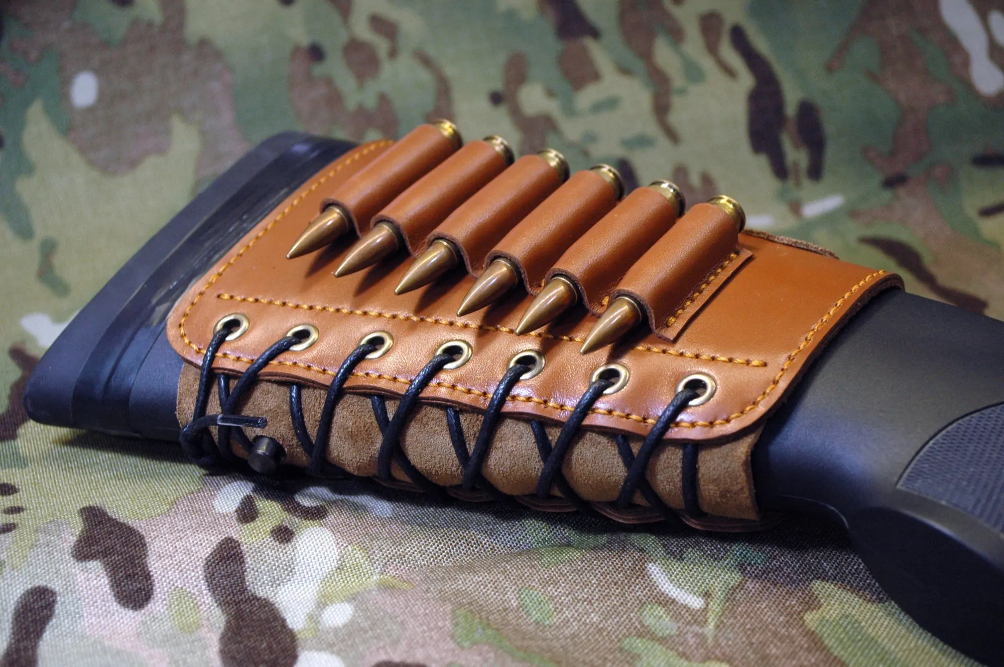 Leather buttstock ammo holder with suede cheek pad Wild Wild Dill