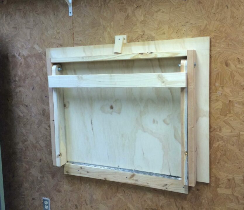 Folding Workbench Plans | Wilker Do's