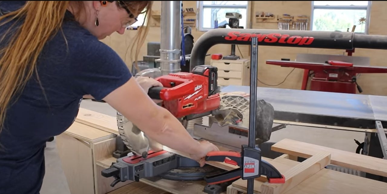 DIY Rocking Chair 12 Easy Steps! [+ DIY Plans]