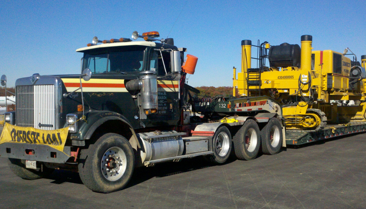 commercial carrierheavy equipment trucking companylift trucks