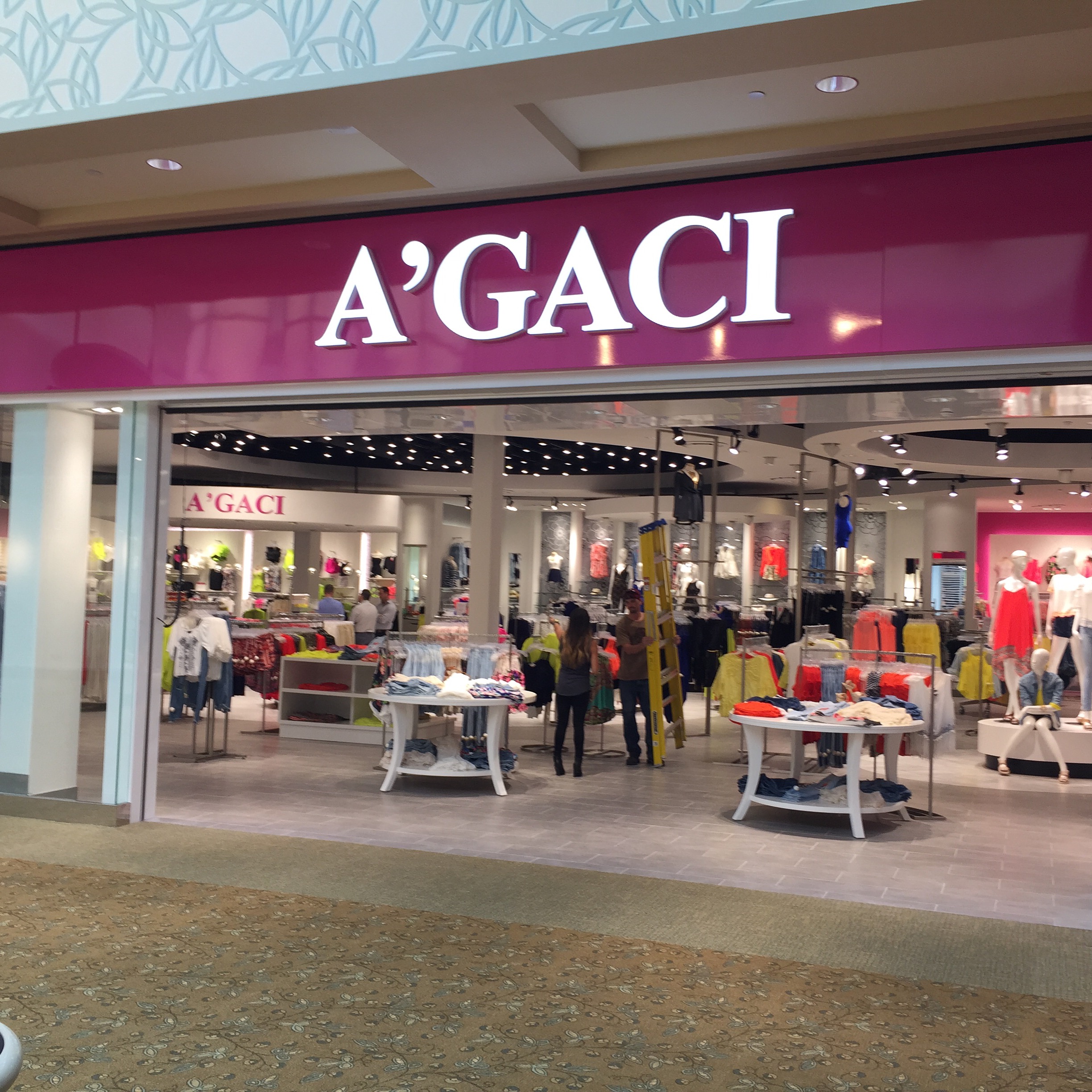 CoolSprings Galleria Celebrates New Stores with Days of Grand Opening