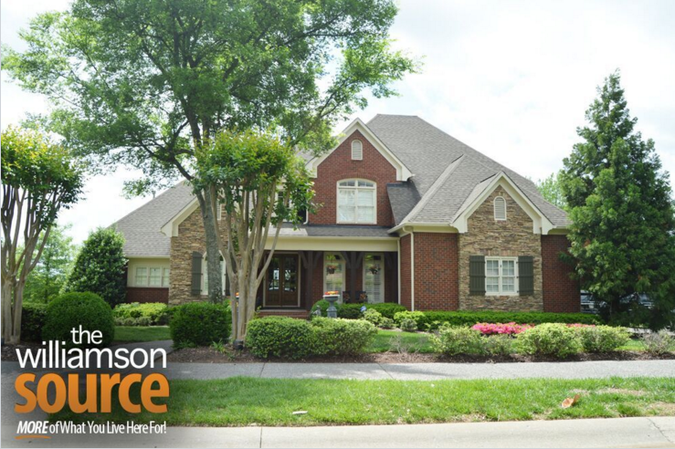 The Enclave Features Luxury Homes Convenient to Everything