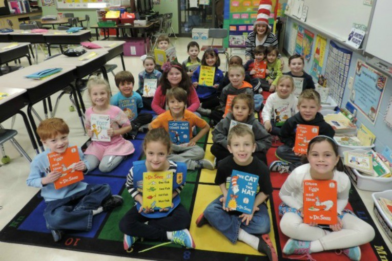 Garth Brooks Reads to Williamson County School Class Williamson Source
