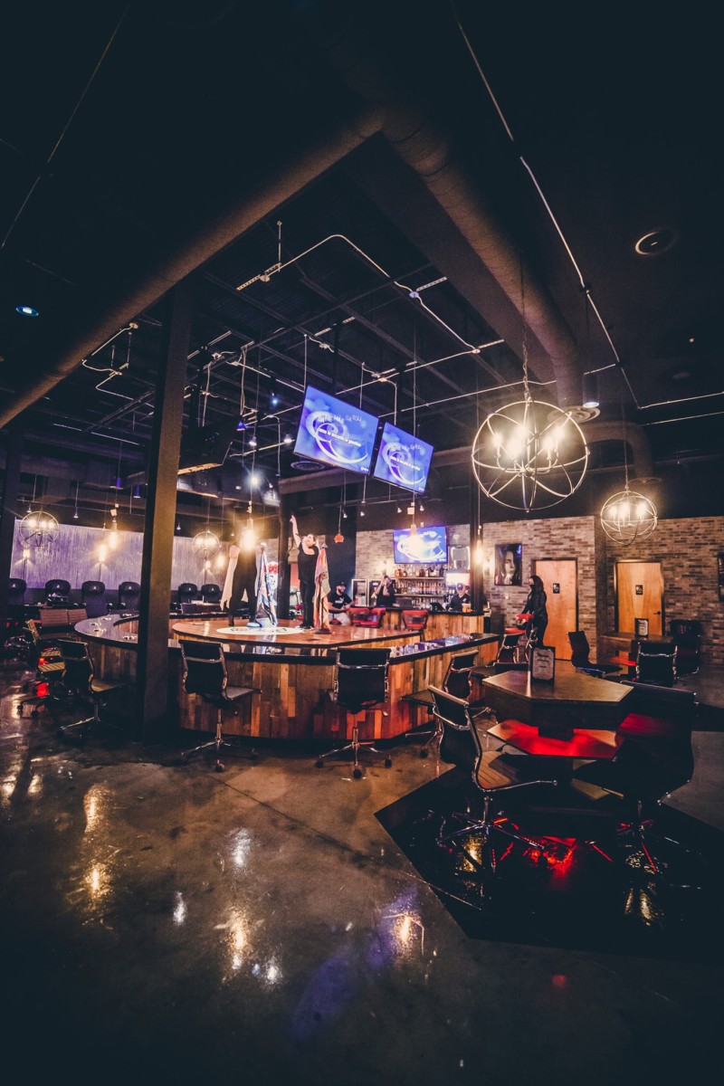 New Franklin Nail Salon Offers Cocktails & Live Music Williamson Source