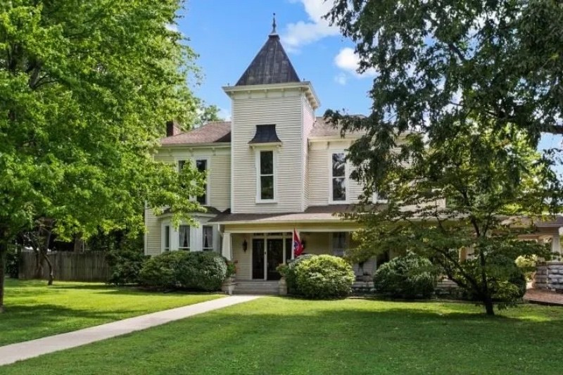 Downtown Franklin Home Built by Minnie Pearl's Grandparents is For Sale