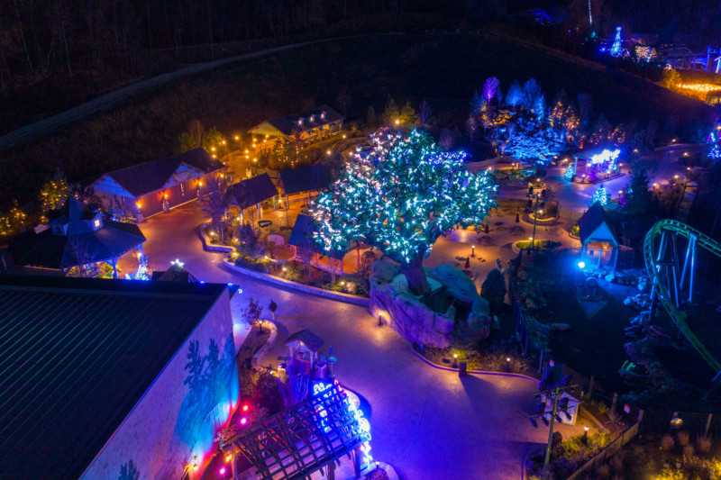 Want to See 5 Million Gleaming Holiday Lights? Visit Dollywood's Smoky Mountain Christmas