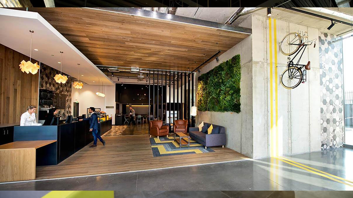 StayCity Apartments Willie Duggan