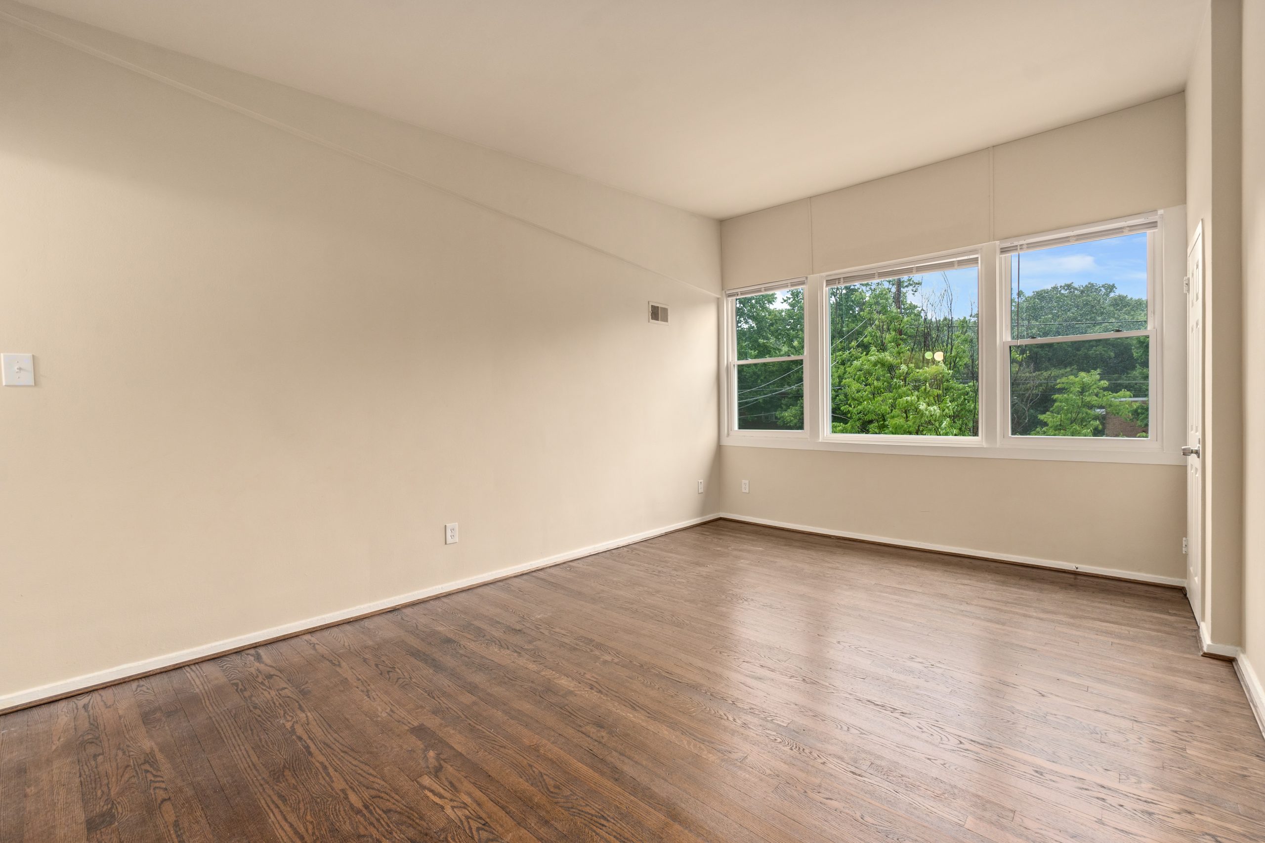 1027 1029 Quebec Terrace Willoughby Realty Willoughby Realty