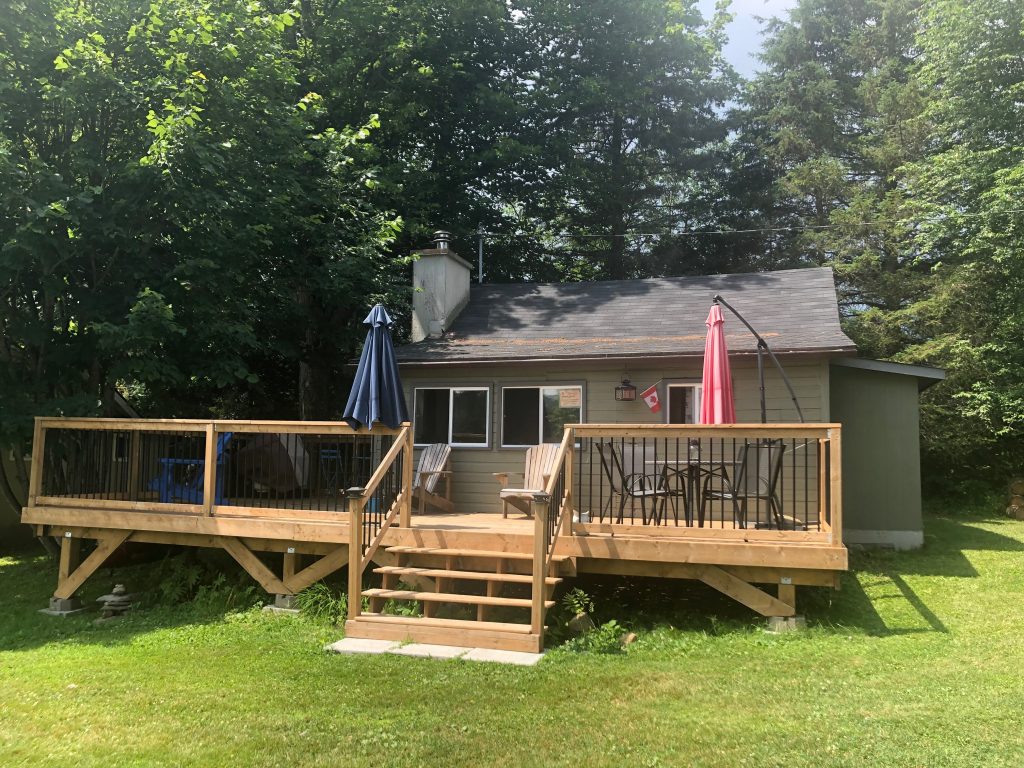 Lakeside 2 Bedroom Cottage Cottage 2 Willow Beach Cottages