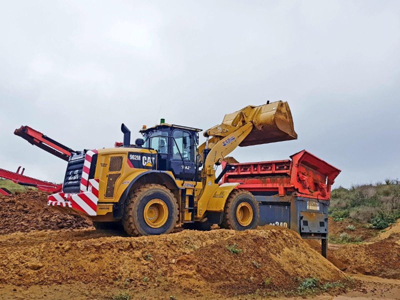 Cat 962 Wheeled Loading shovel Willow Hire