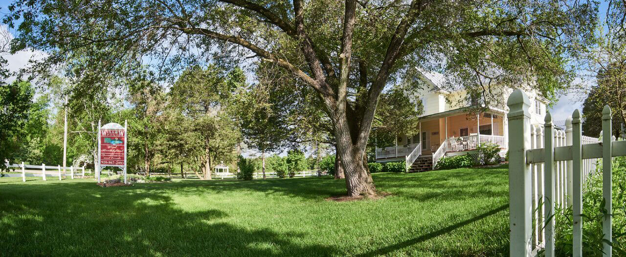 Pictures Willow Pond Bed, Breakfast, & Events Weyauwega, WI