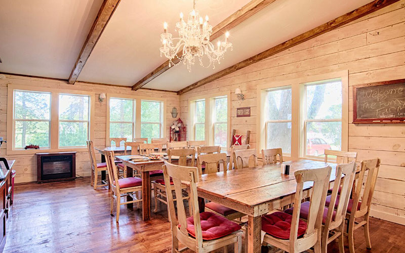 Weyauwega, WI Willow Pond B&B and Weddings