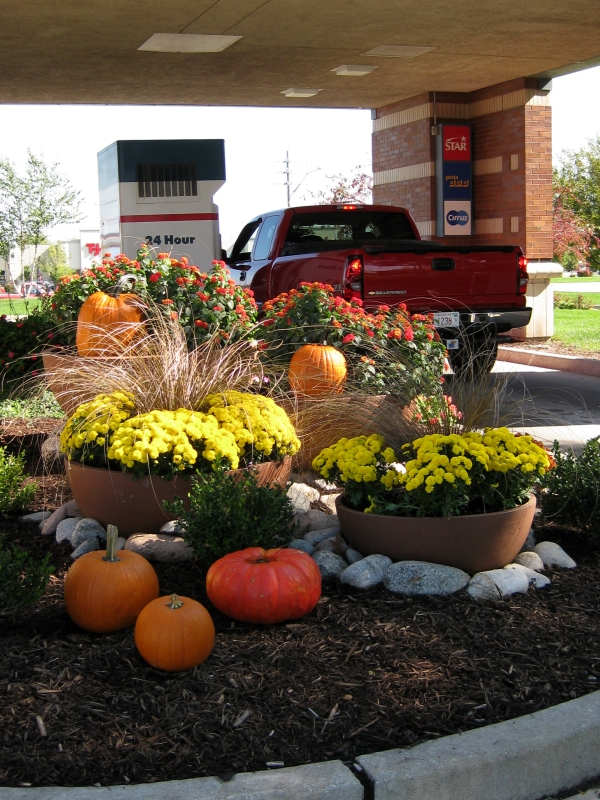 Lawrence, KS Landscape Design, Rock Walls and Planters, Annuals and
