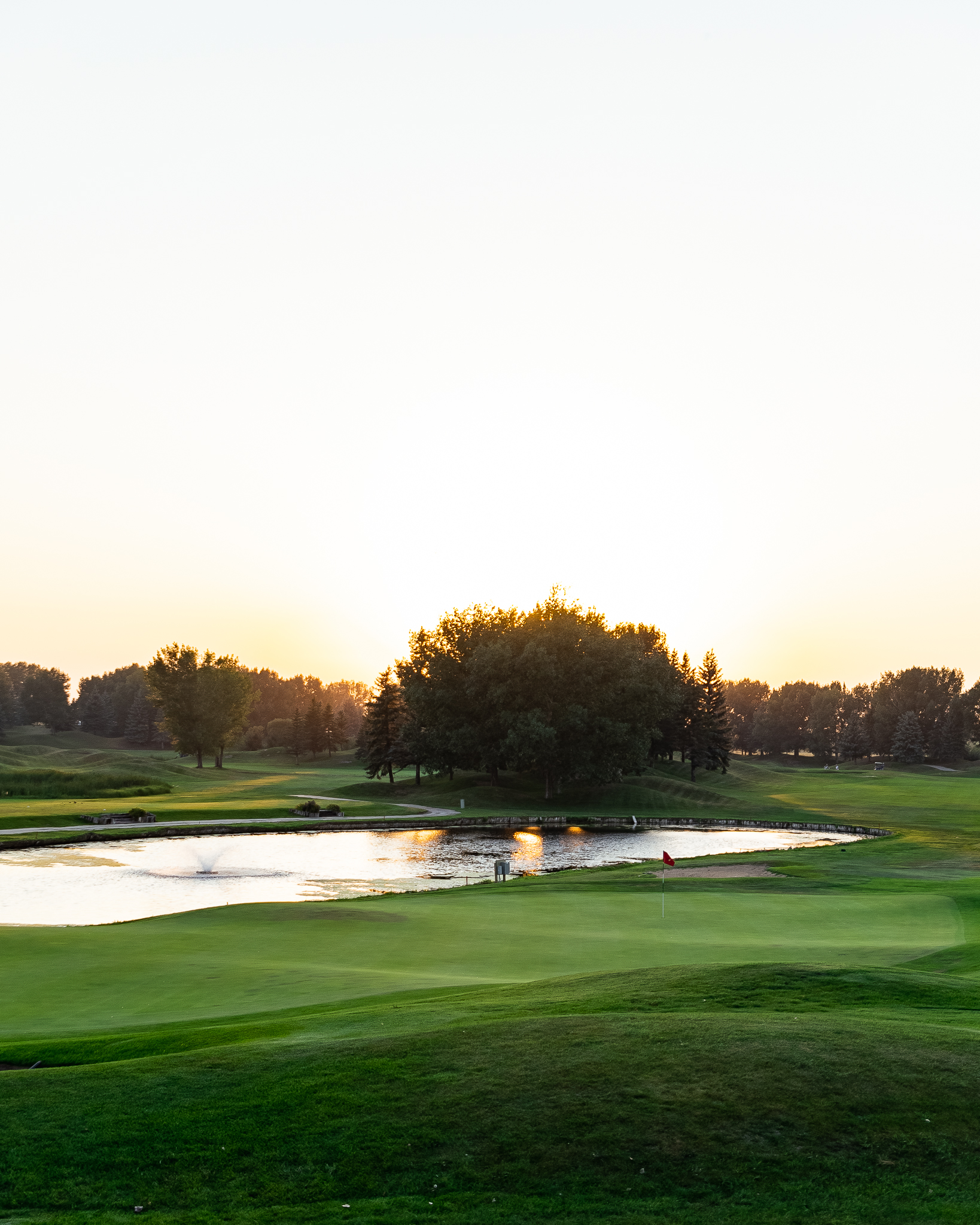 Clubhouse Willows Golf