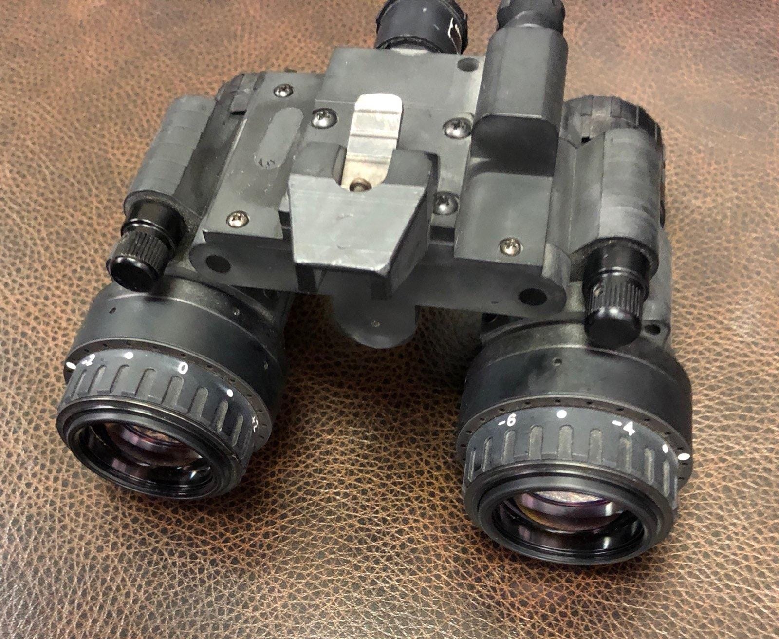 WO BNVDG Dual Gain Control Gen3 PINNACLE Binocular Night Vision Device