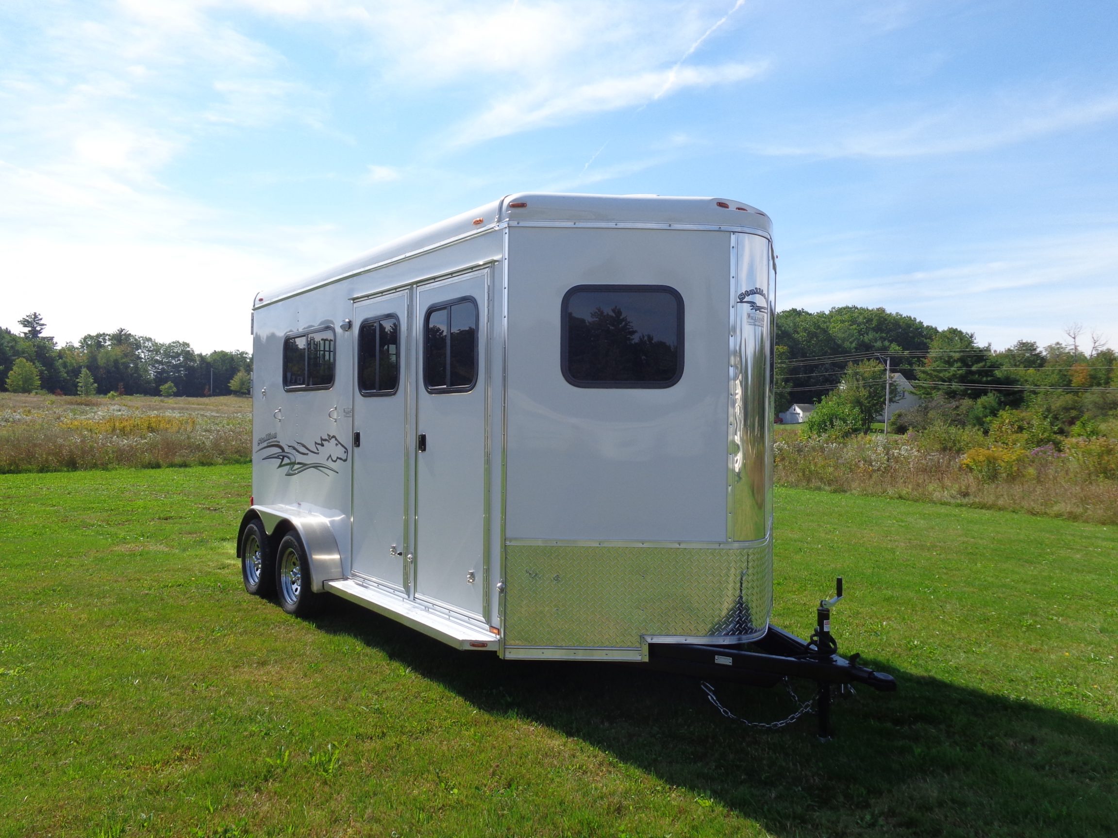 2019 Homesteader 2 Horse Trailer (Draft Size) Williams Trailer Center