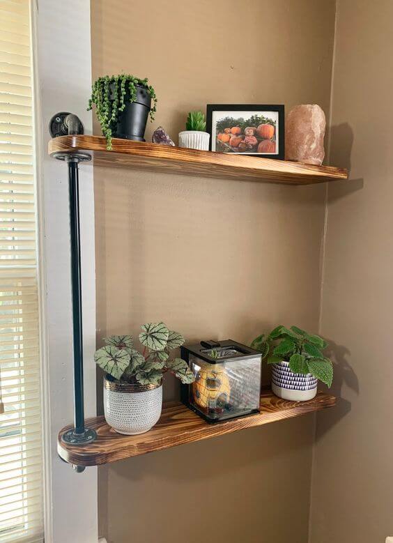 20 Upcycled DIY Plant Shelf Ideas