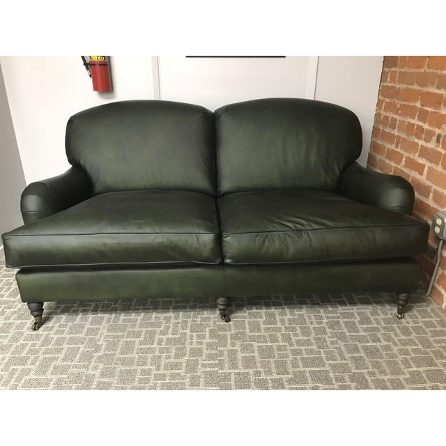 Wick Design Traditional Green Leather Sofa Wick Design