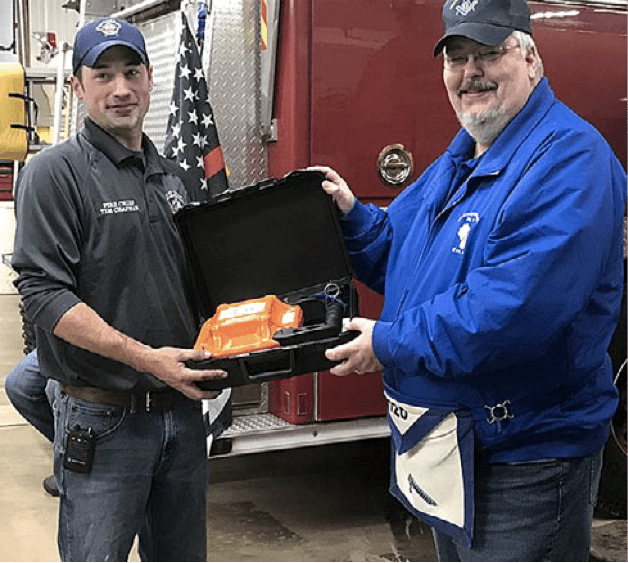 Hartford Masonic Lodge Presents Fire Suppression Tool to Neosho