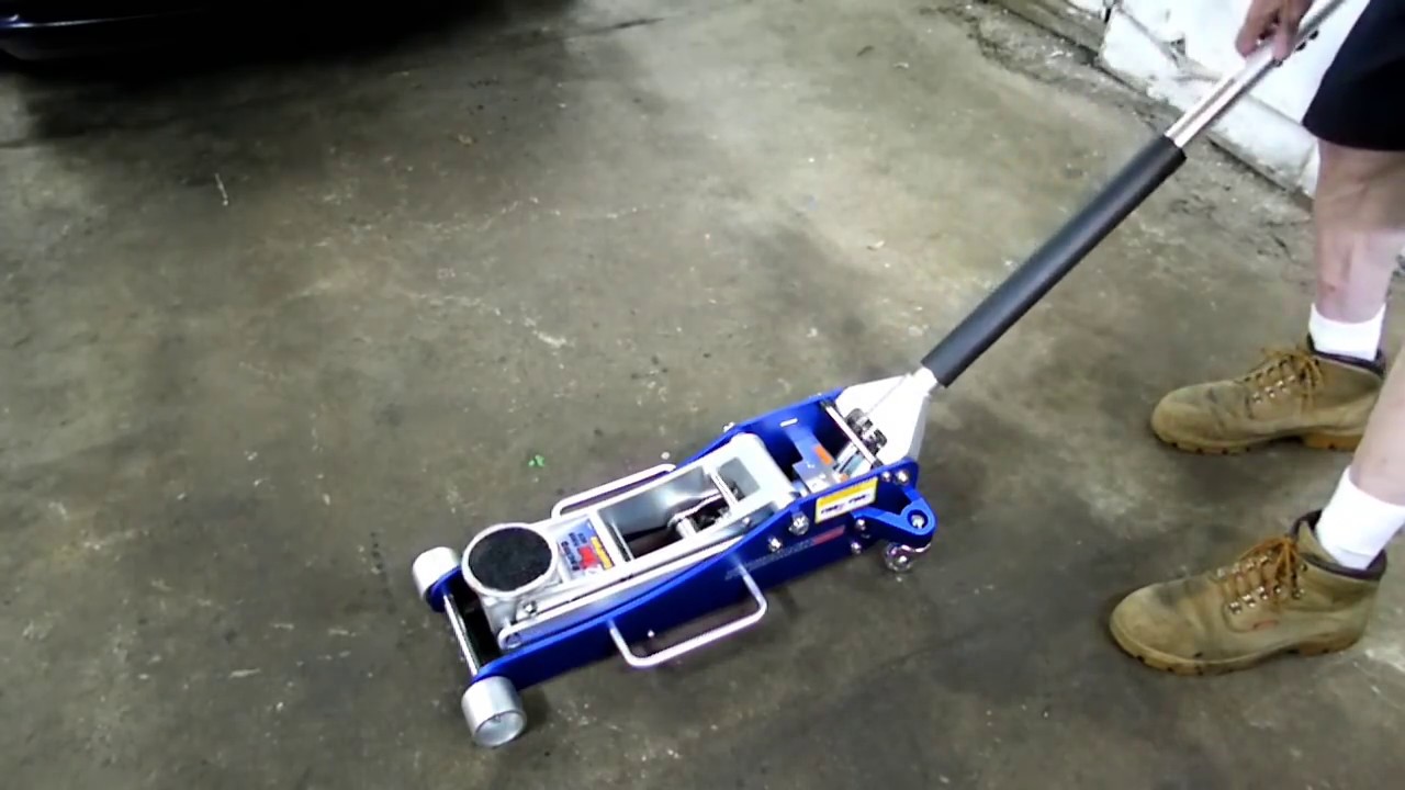 Best Racing Floor Jacks of 2021 Ultimate Roundup Winch Central