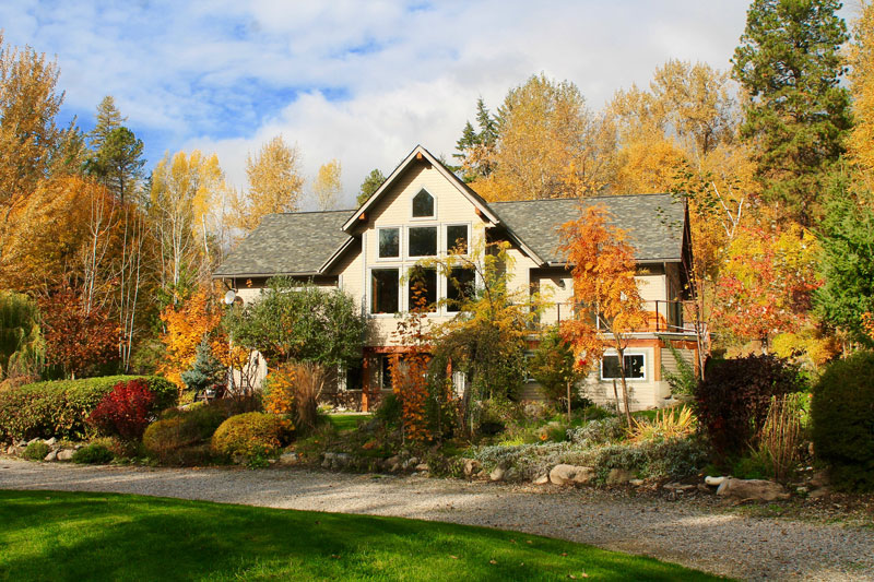 Windborne Bed and Breakfast Castlegar's Best B&B