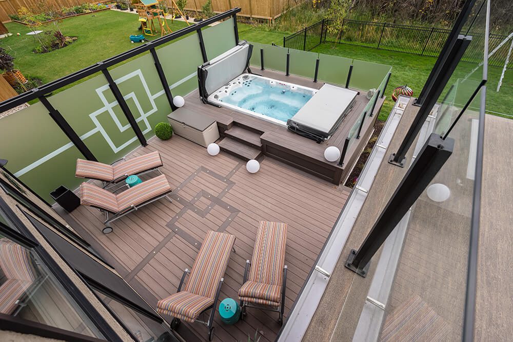 Two Tier Wolf PVC Decking Deck Builders Winnipeg Windeck