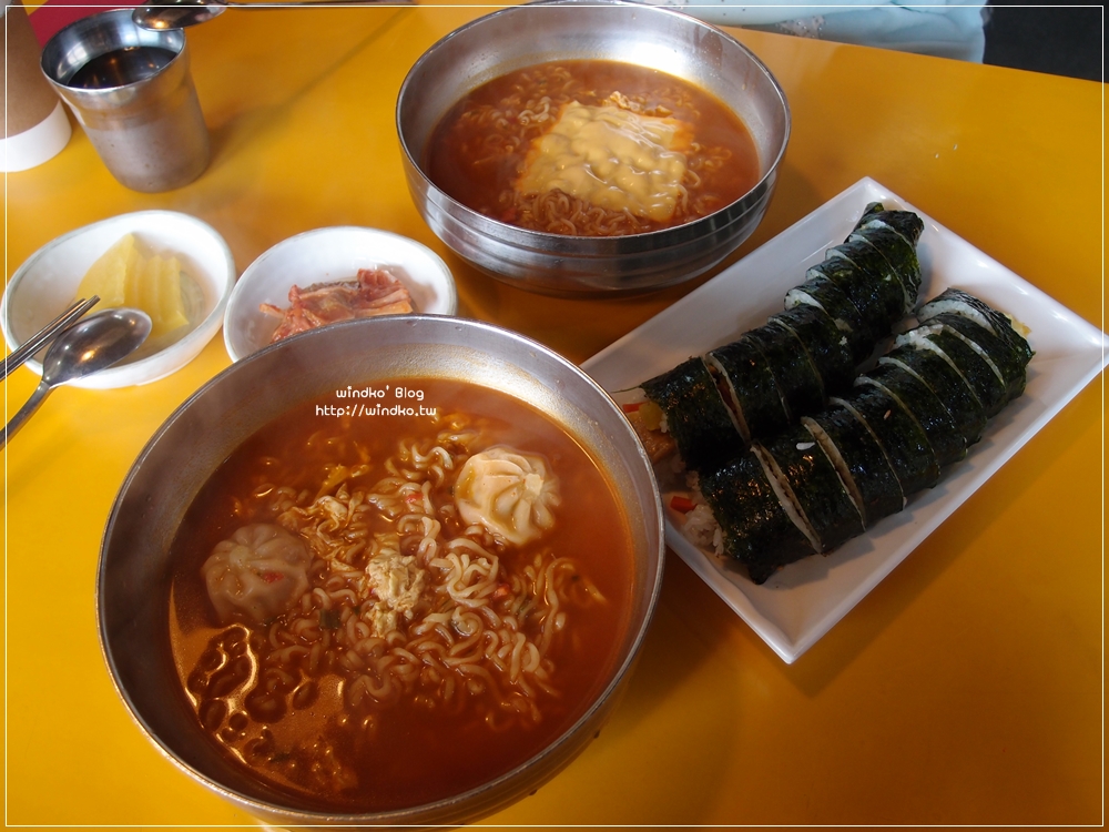 京畿道兩水頭食記∥ 早餐就是要吃飯捲配拉麵！飯捲天國 김밥천국