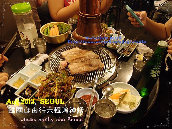 首爾食記∥ 新村站。통통돼지 胖胖豬烤肉 – 三層肉很有厚度＆牛排骨肉超好吃！