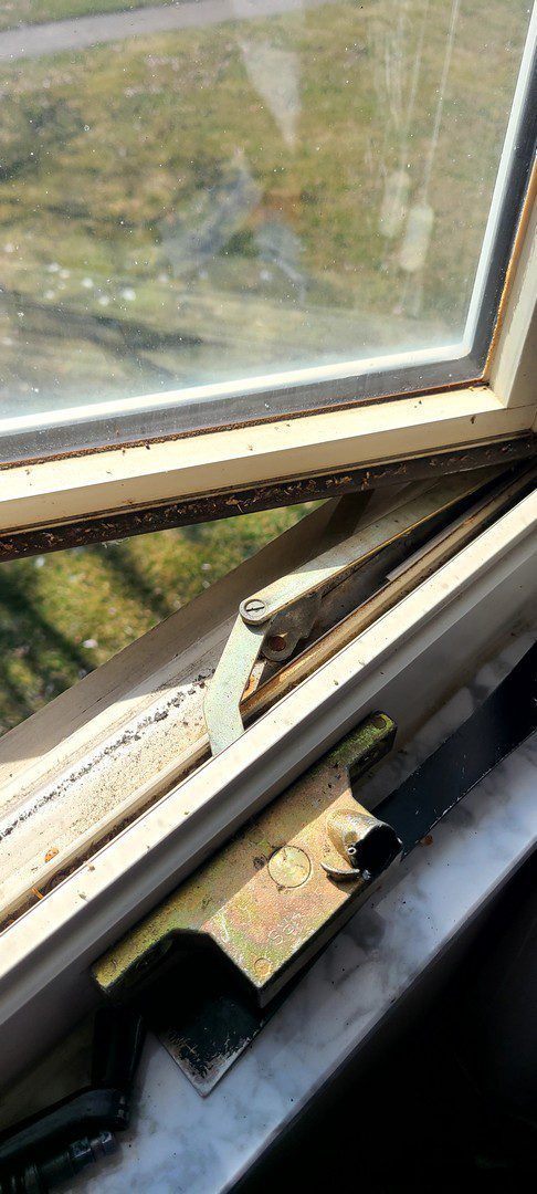Window Hardware Repair in Columbus, Replace Window Mechanism