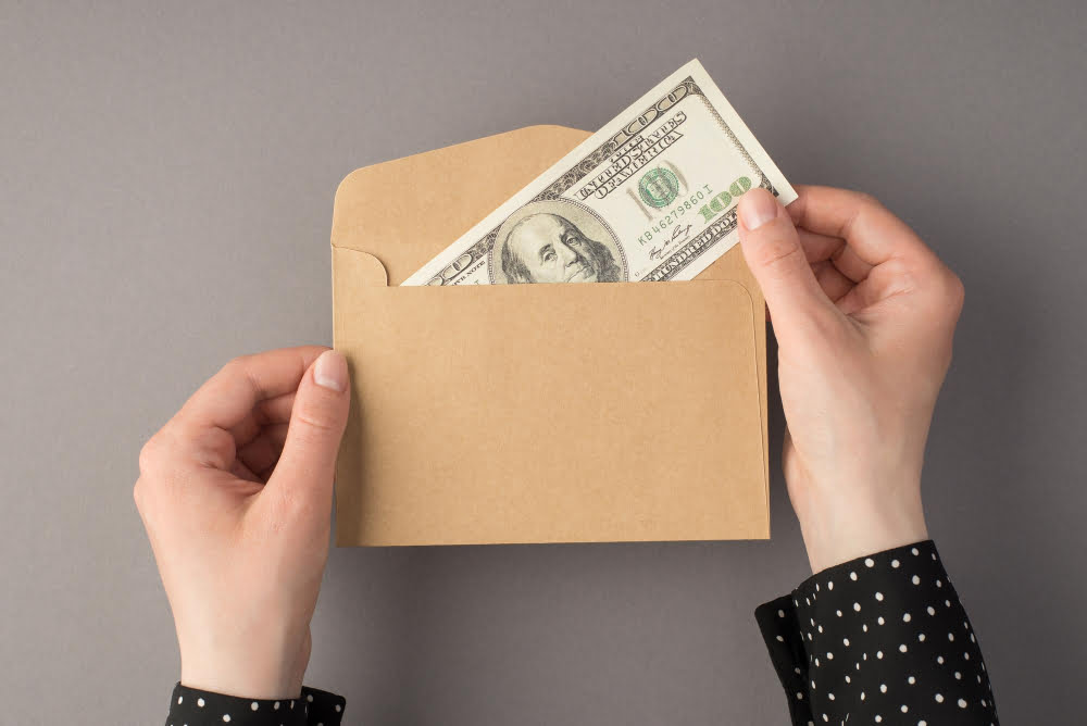 Window Washer Salary Uncovering How Much They Earn