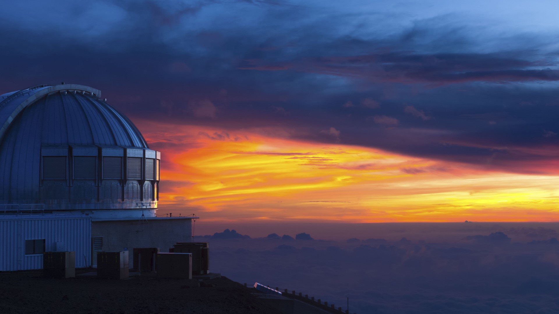 United Kingdom infrared telescope on Mauna Kea dormant volcano at sunset, Hawaii, USA Windows