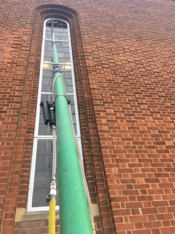 Lowcost Window Cleaners Kew In TW9 Area, London