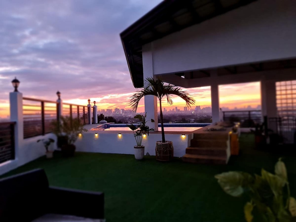 This Antipolo Airbnb Lets You Admire the Metro Manila Skyline from a