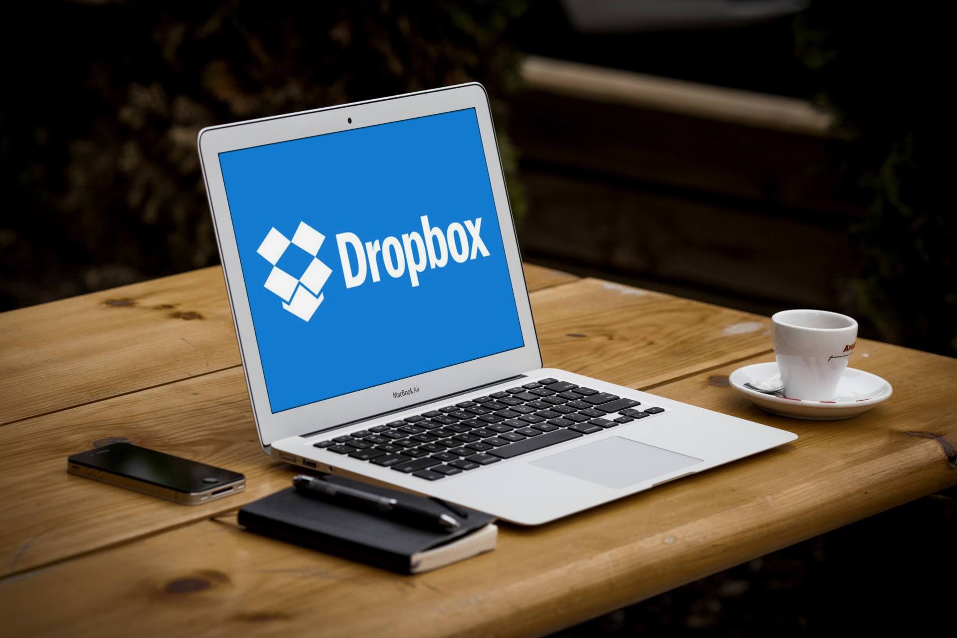 How to Remove Files from Dropbox Without Deleting Them from PC