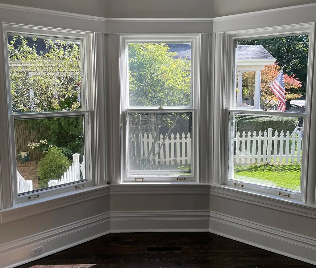 Find the Best Window Cleaning Near Me Your 2024 Guide to Sparkling Windows