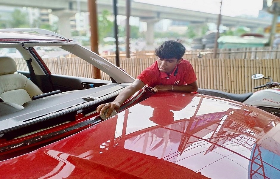 Hyundai Windshield Replacement, Repair & Front Glass Price