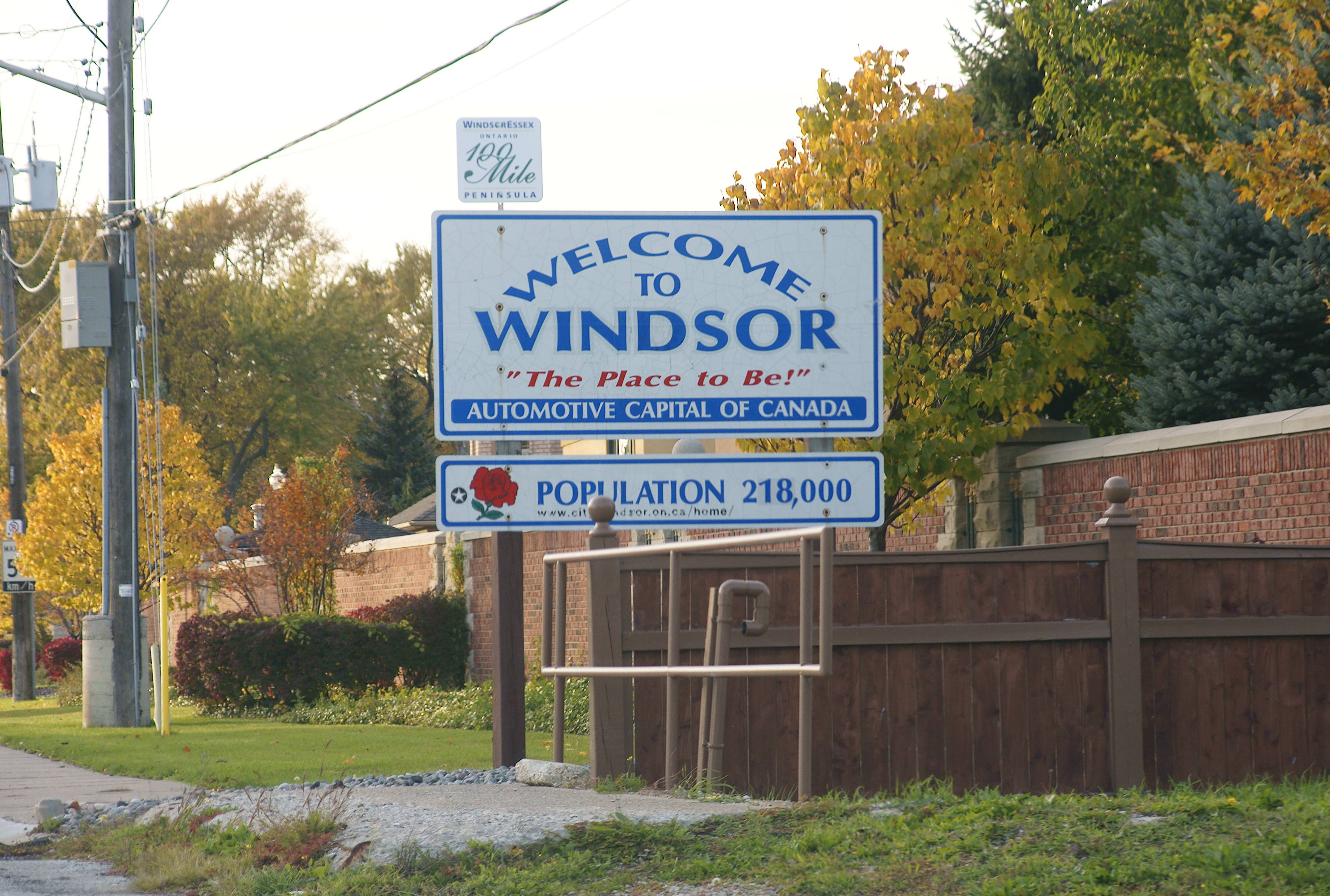 City of Windsor's Entry Signs Refresh windsoriteDOTca News windsor